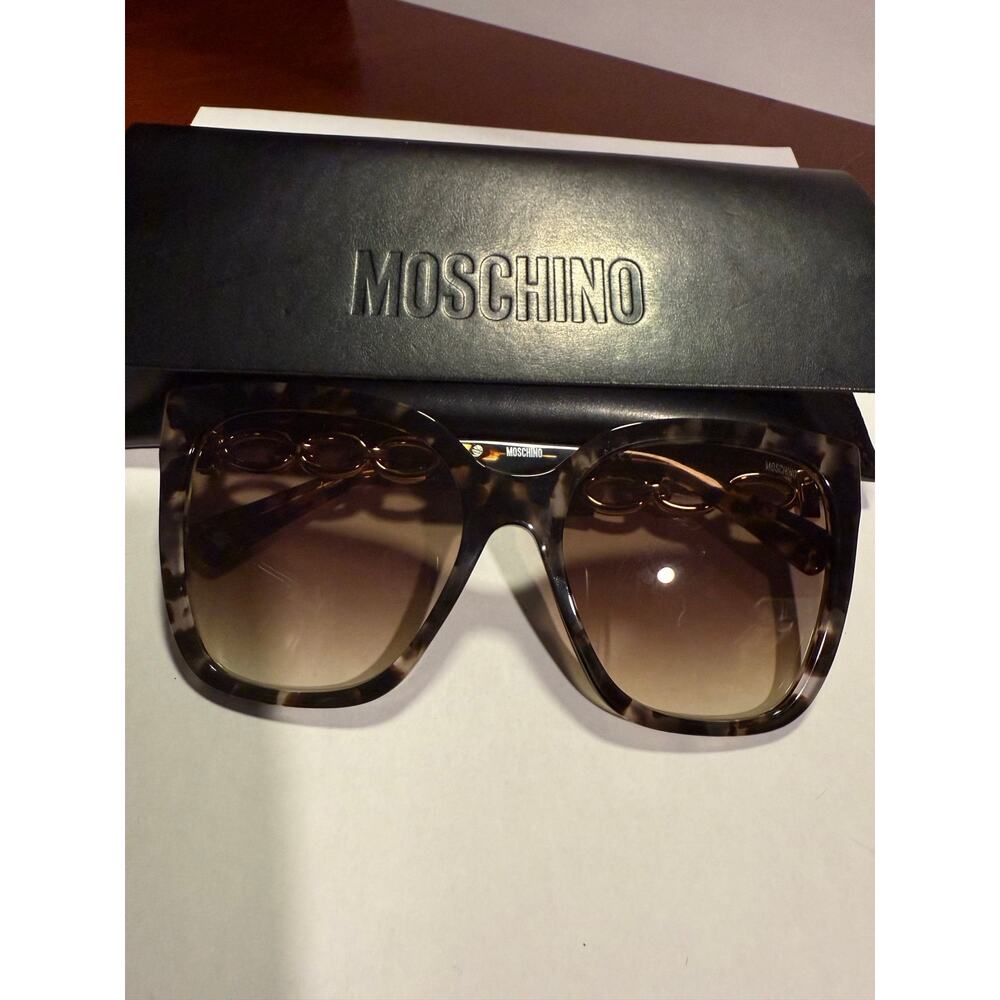 Moschino sunglasses